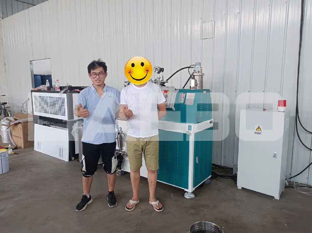 河南某新材料企業(yè)30L納米砂磨機(jī)調(diào)試成功