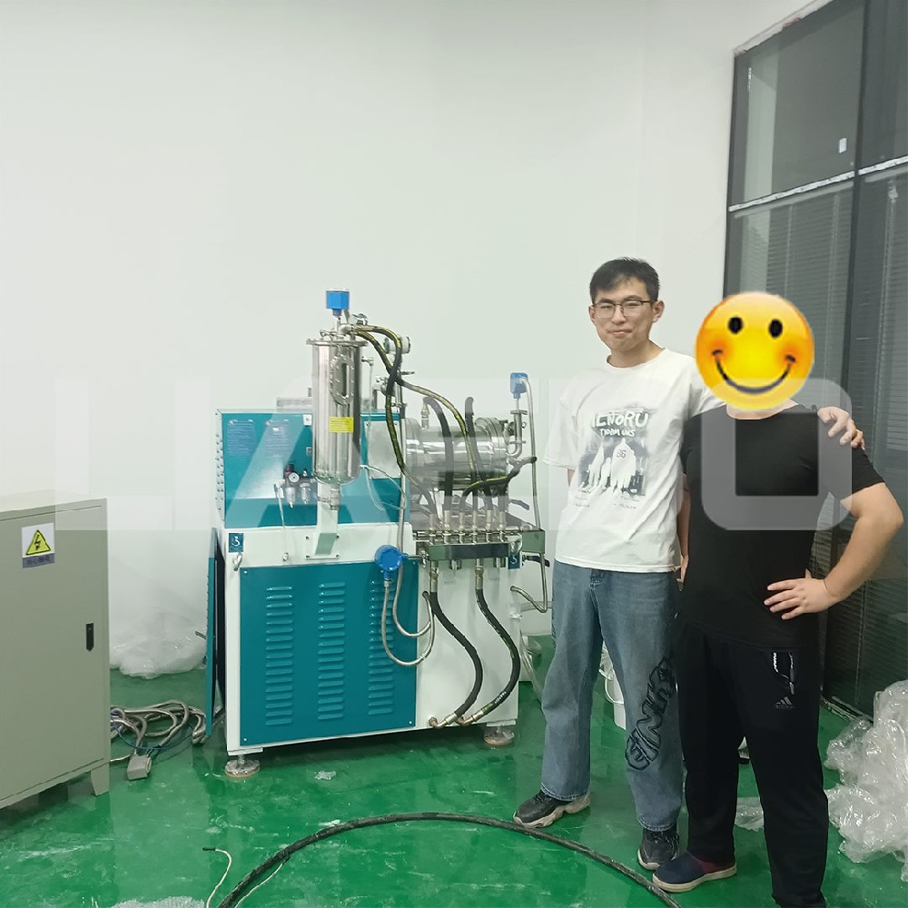 江蘇某材料企業(yè)5L納米砂磨機(jī)調(diào)試成功