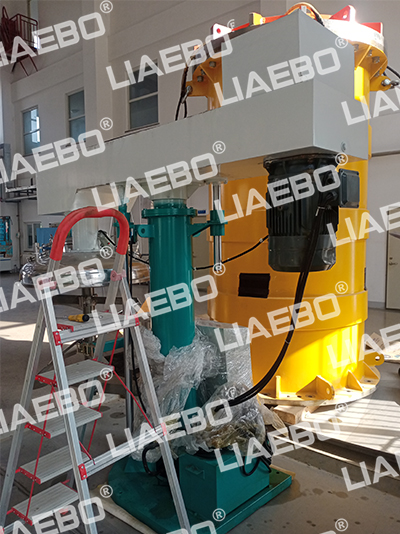 大連某高等院校500L螺帶攪拌機(jī)安裝調(diào)試成功