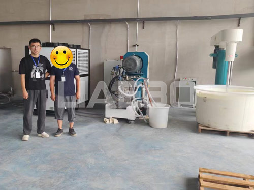云南某睡眠科技股份有限公司 60L高端棒塊式陶瓷納米砂磨機(jī)調(diào)試成功