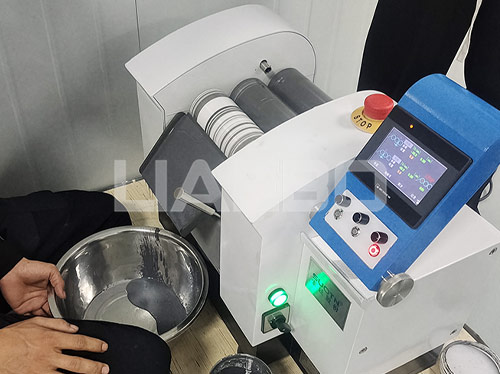 南京某精密科技有限公司 高端80三輥機(jī)調(diào)試成功