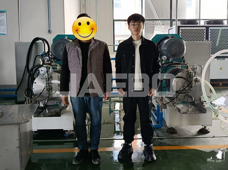 四川眉山某生物科技有限公司，4臺60L砂磨機調(diào)試成功