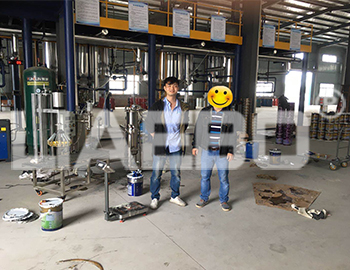 湖北某聚氨酯涂料公司半自動(dòng)灌裝機(jī)